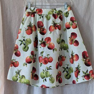 *FIRM PRICE* Retrolicious apple print skirt size S